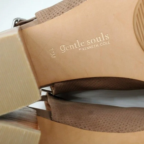 Gentle Souls Tan Nubuck Leather Open-Toe Sling-Back Stacked Heel Shootie Sandals - Picture 15 of 16